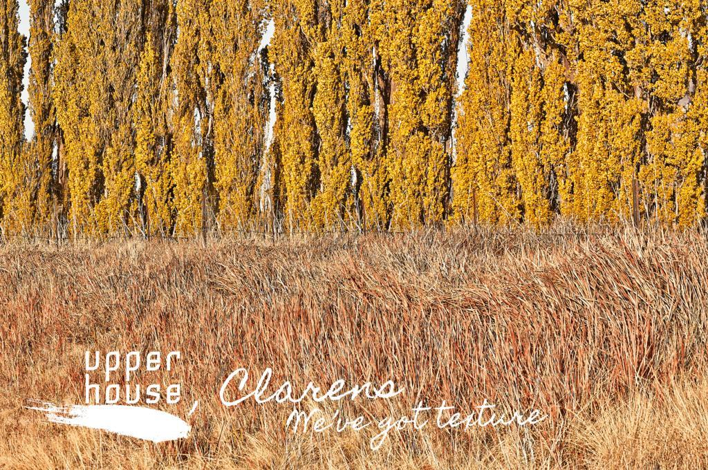 Upper House Guesthouse Clarens Ruang foto